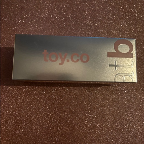 BNIB SEALED by toy factory /oatbae Hyaluronic Oat Milk Oil Make up remover! - Picture 5 of 6